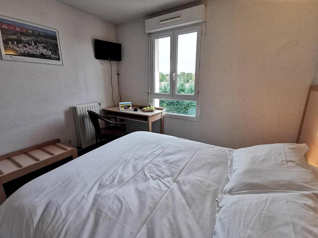 Hotel De La Poste La Cavalerie Zewnętrze zdjęcie